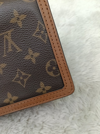 LV Portefeuille Dauphine Chain Monogram Reverse (CHIP)