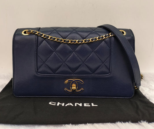 Chanel Mademoiselle Medium Flap Sheepskin Navy GHW #21