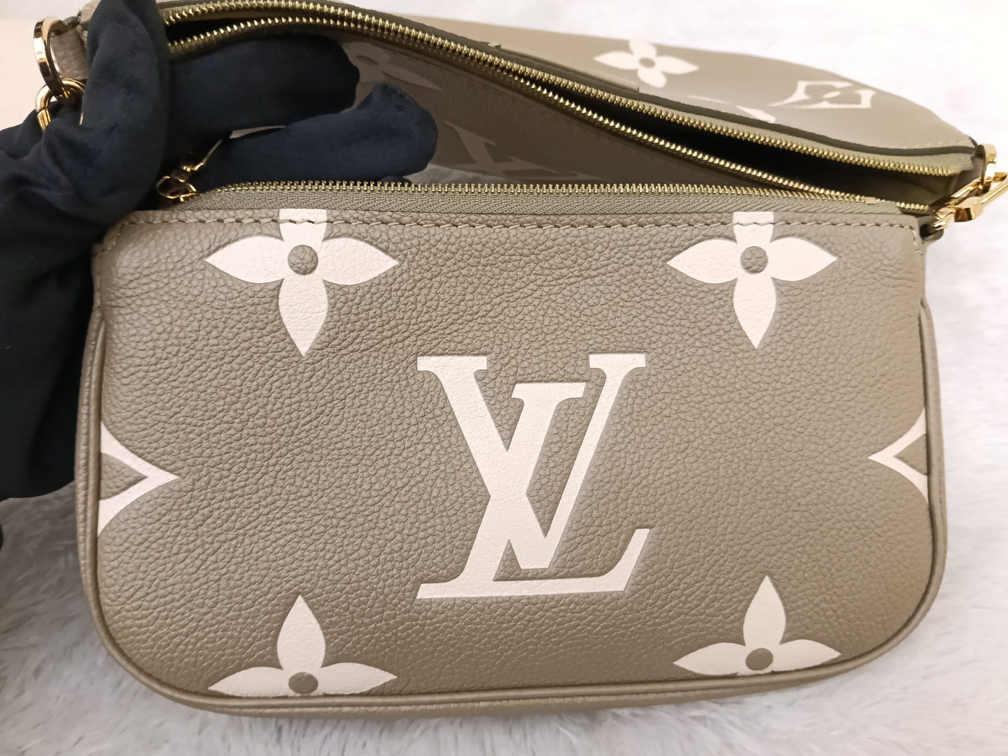 LV Multi Pochette Accessories Monogram Empreinte Light Khaki Cream (CHIP)