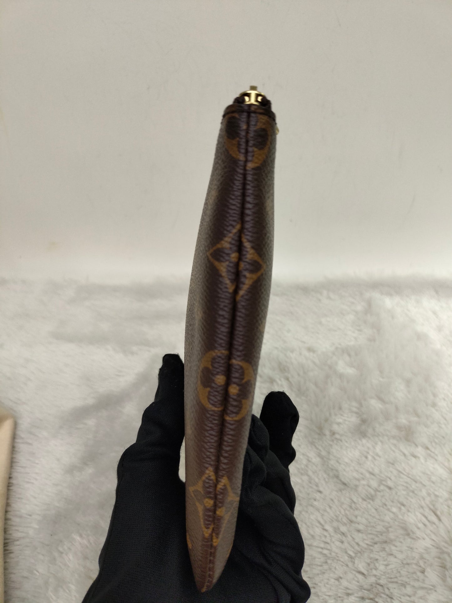 LV Etui Voyage Monogram 2019