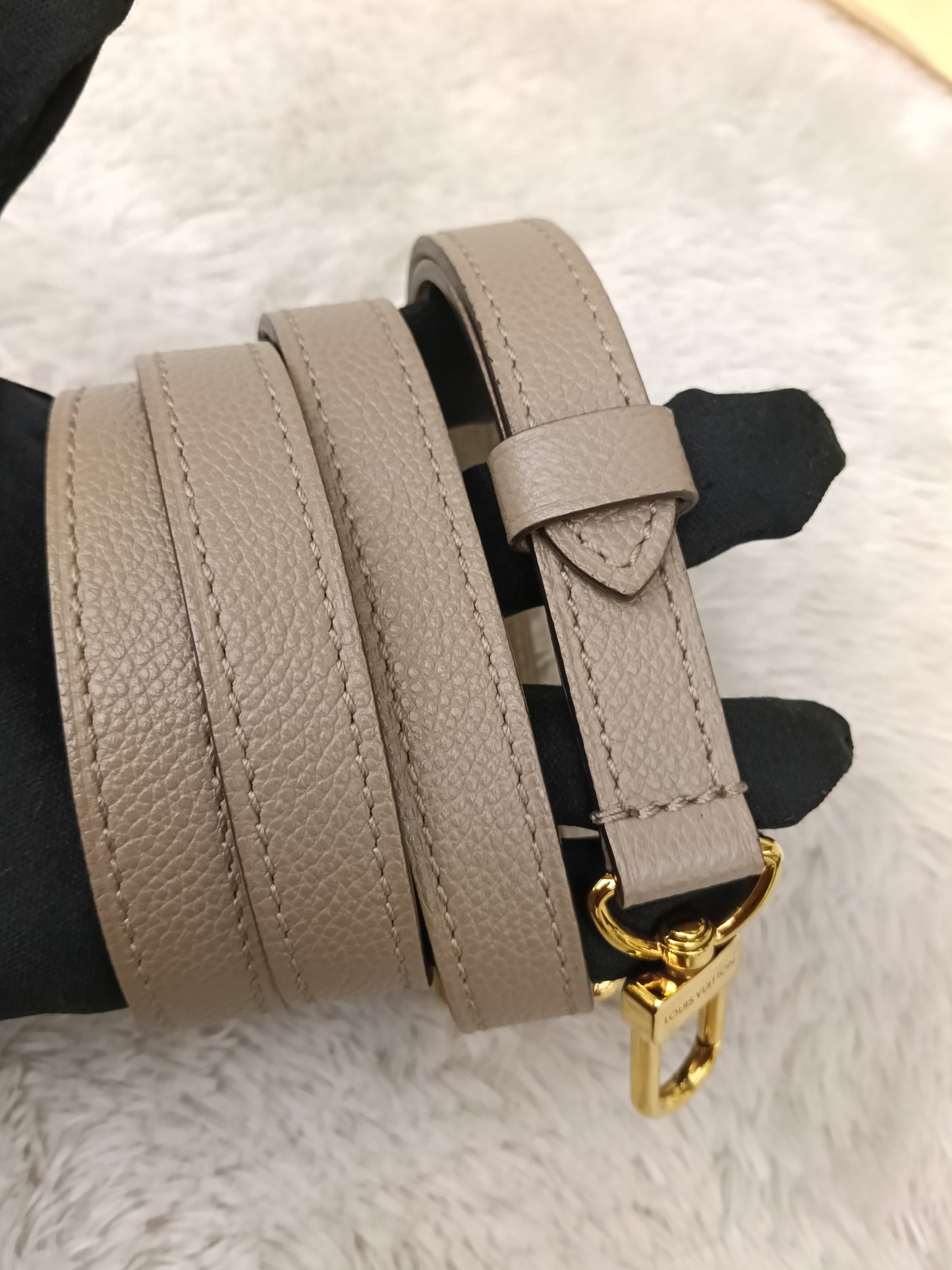 LV Metis Monogram Empreinte Tourterelle 2019