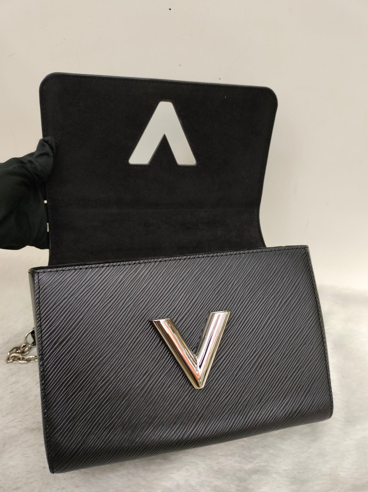 LV Twist MM Epi Black 2017