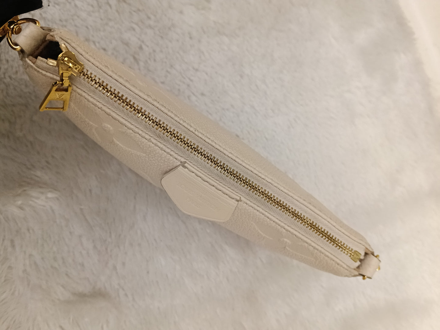 LV Multi Pochette Accecories NV Monogram Empreinte Creme Beige (CHIP)