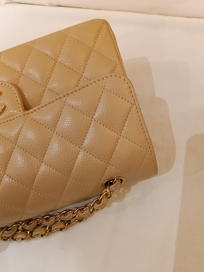 Chanel Small Caviar Beige GHW DF (CHIP)