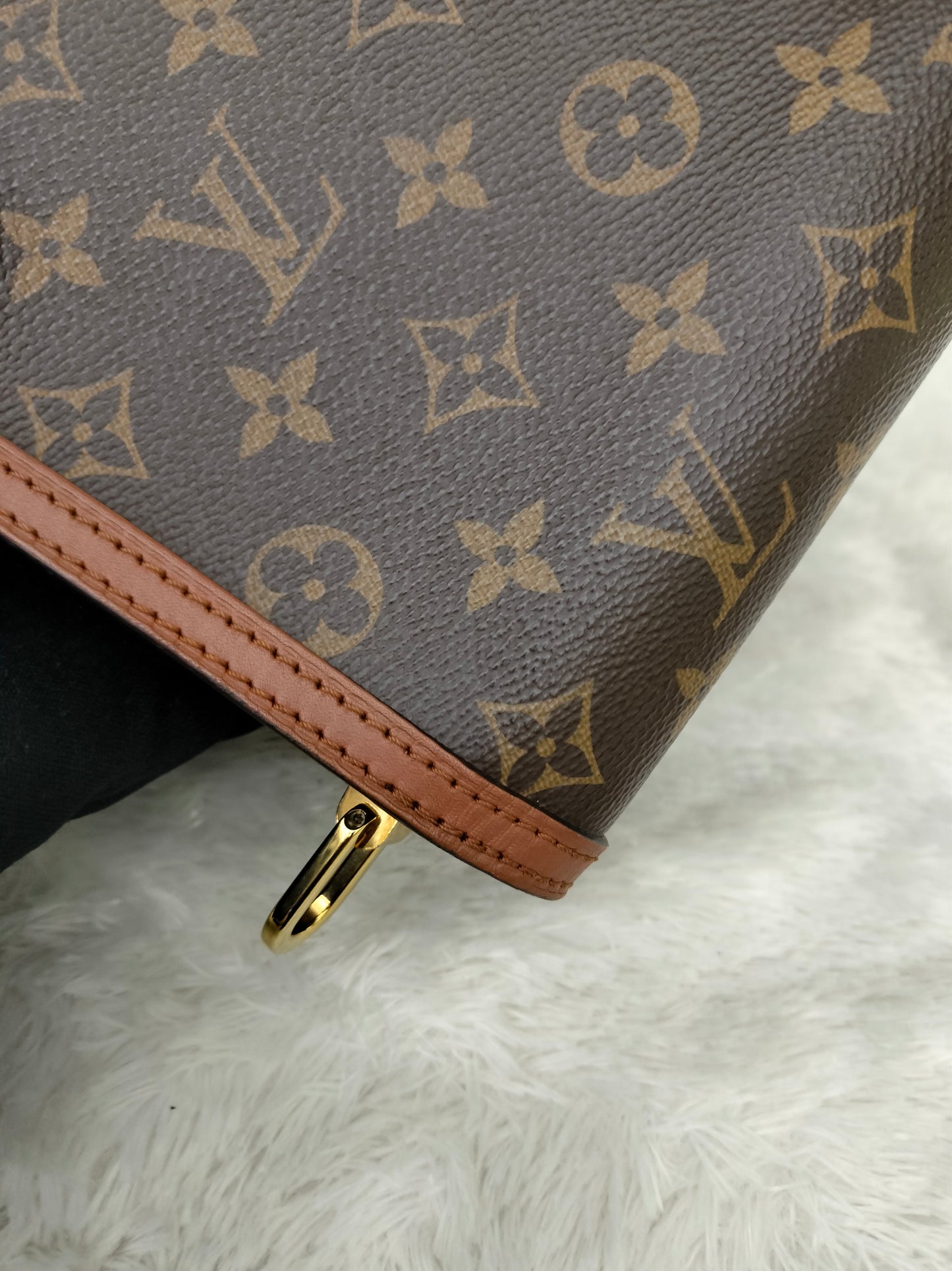 LV Dauphine Mini Monogram Reverse 2019