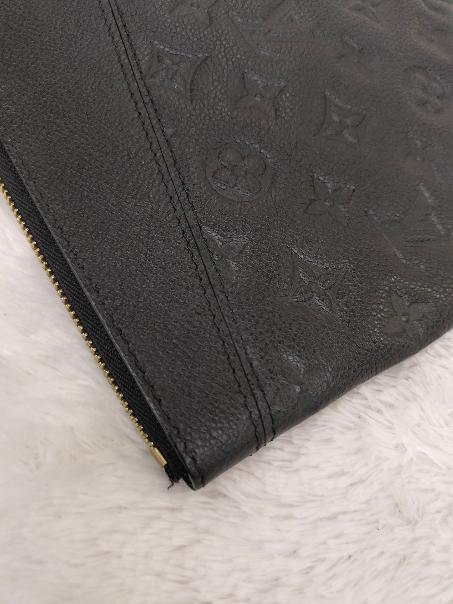 LV Daily Pouch Monogram Empreinte Noir (CHIP)