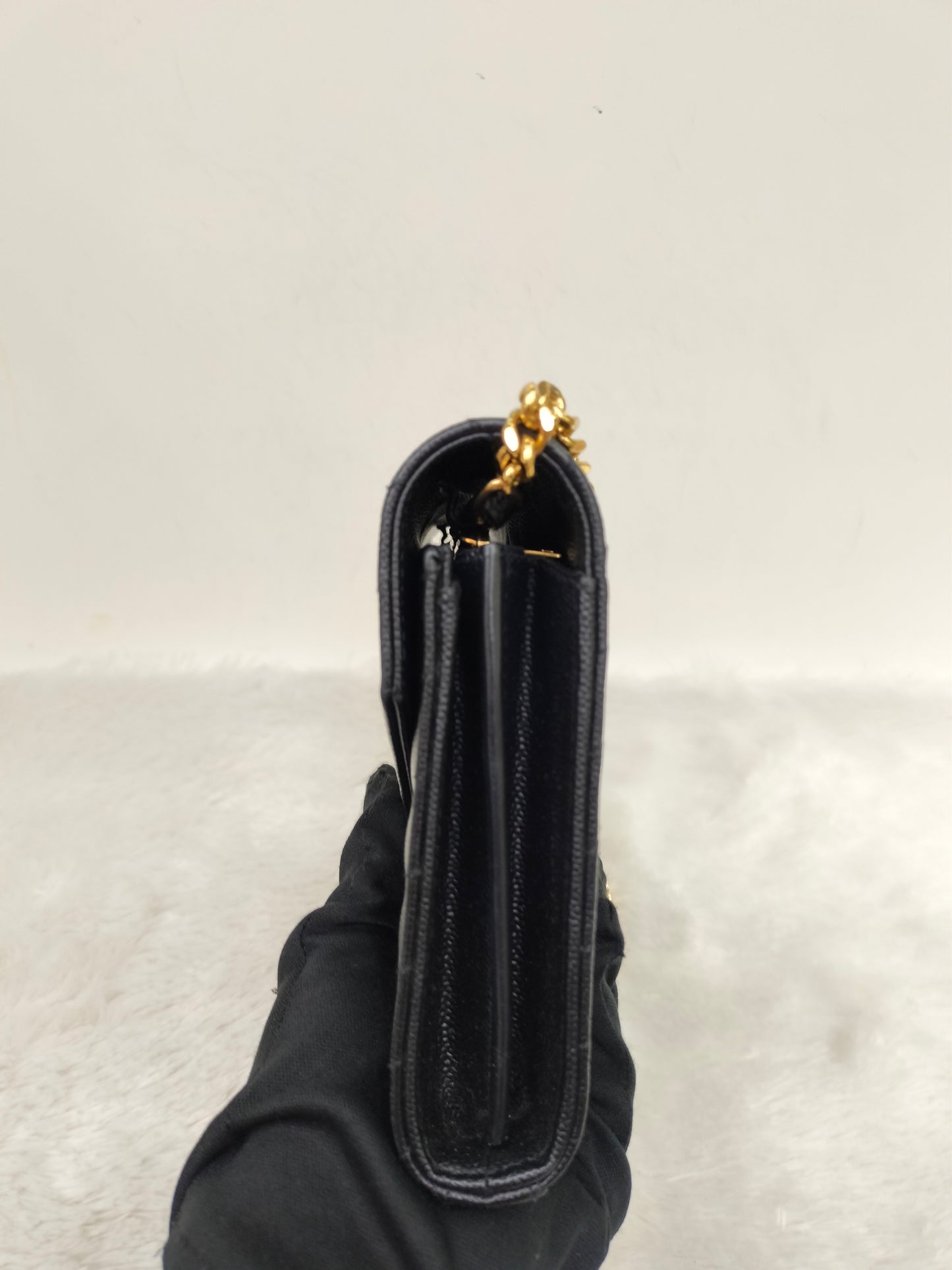 YsL WOC 22 Chevron Grained Black GHW 2021