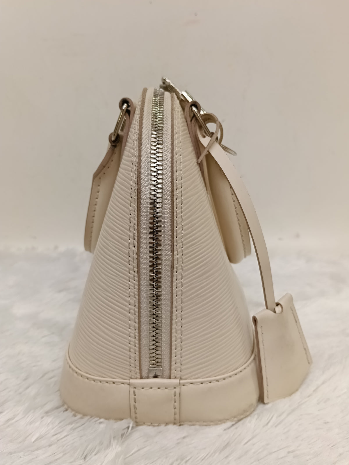 LV Alma BB SL Epi Quartz 2023 (CHIP)