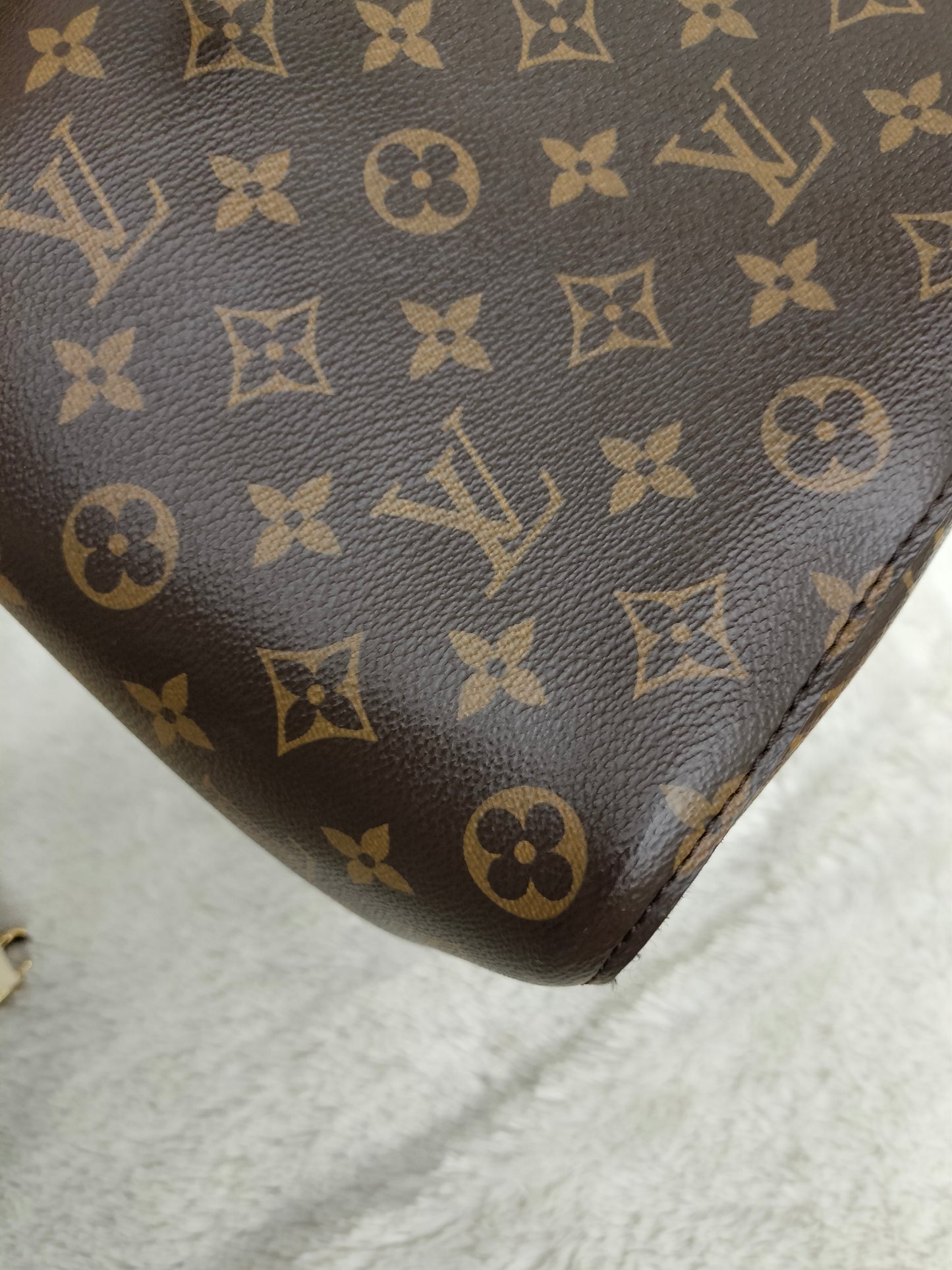 LV Neo Noe Monogram Noir 2018