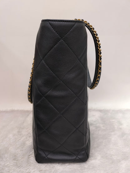 Chanel Chain Shopping Tote Calfskin Black GHW 2023 (CHIP)