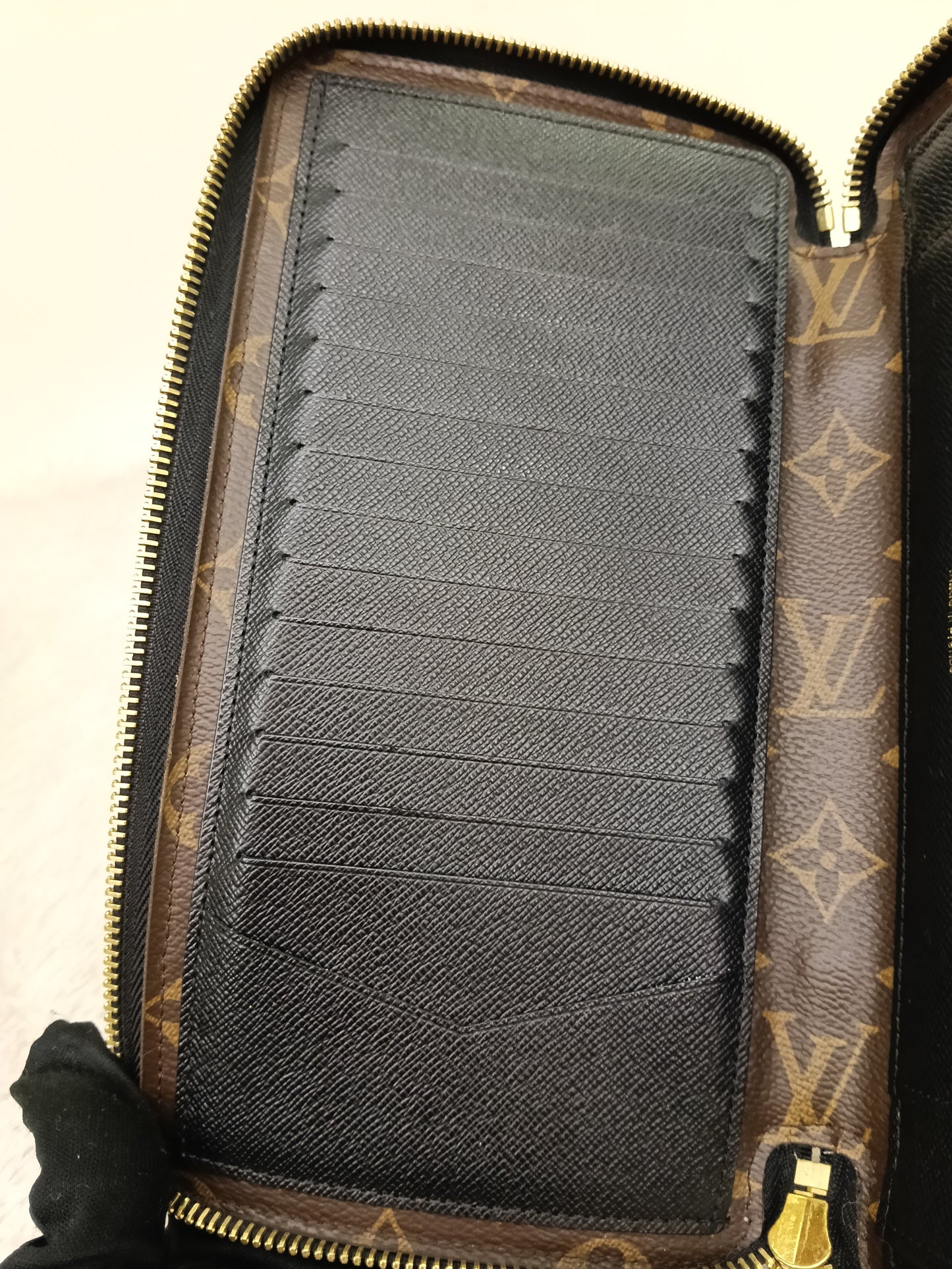 LV Zippy Retiro Organizer Wallet Monogram Noir
