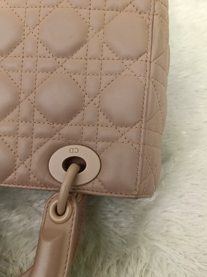 Lady Dior Small Ultra Matte Nude Blush 2020