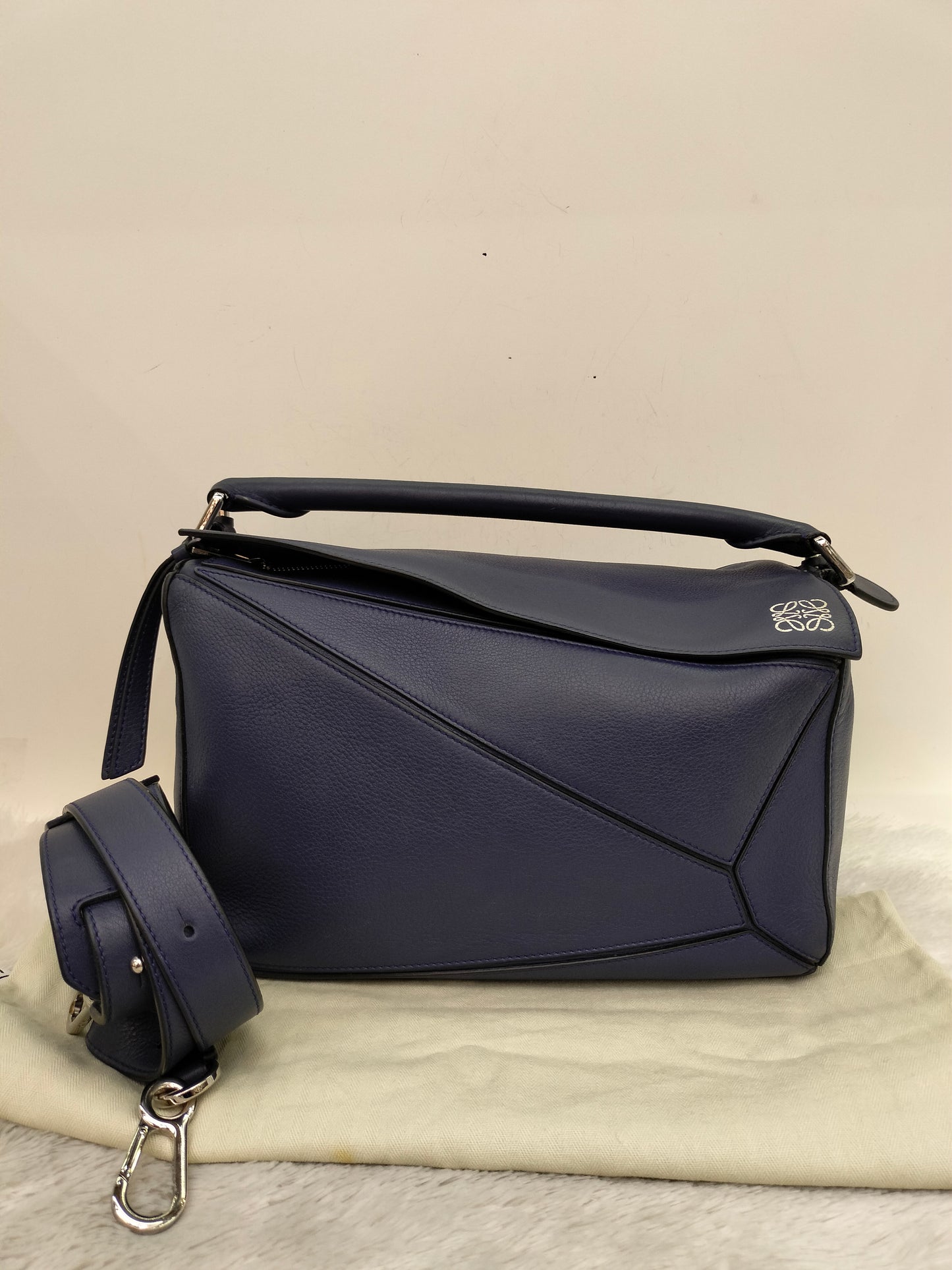 Loewe Puzzle Medium Blue SHW 2017