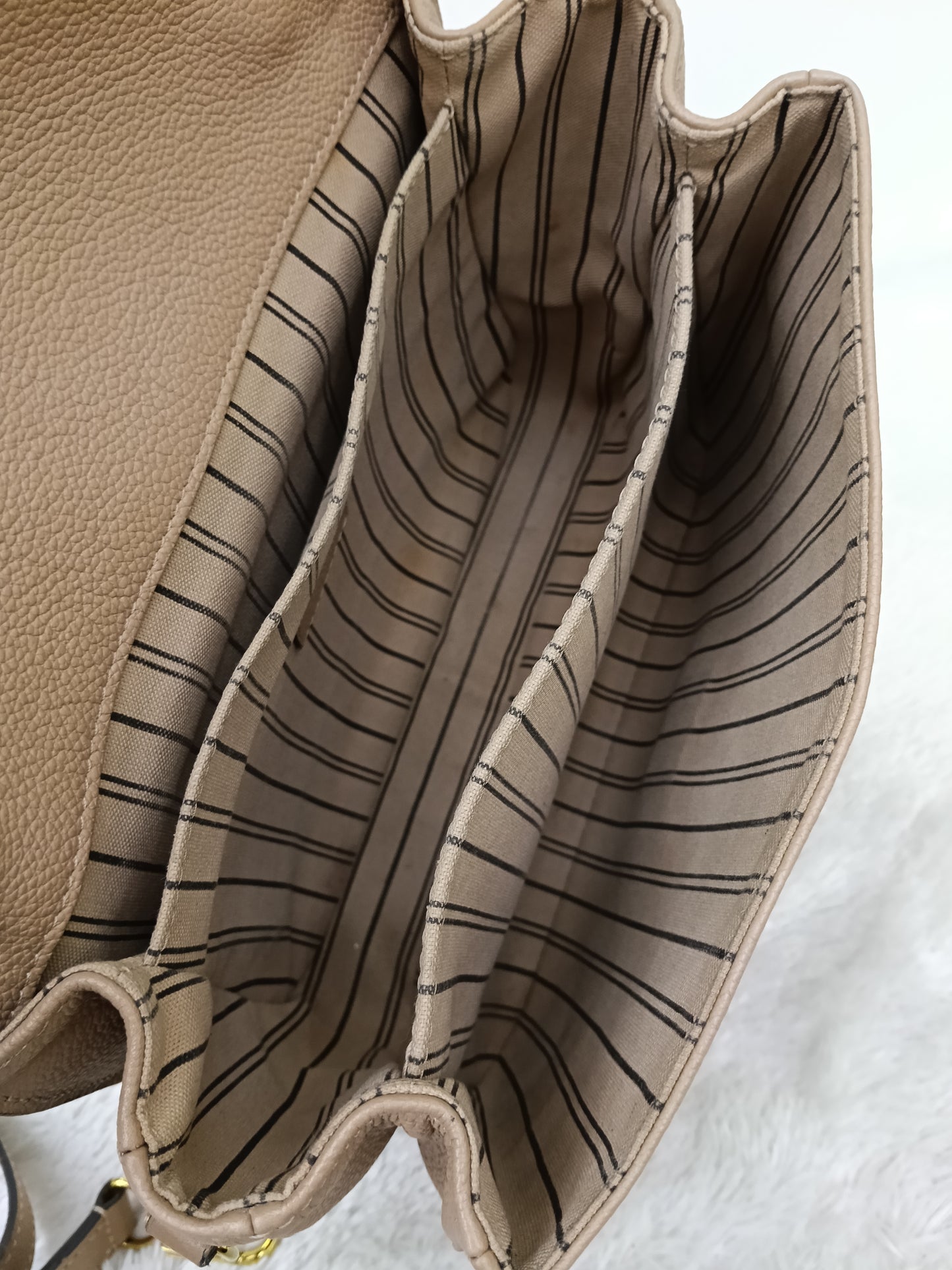 LV Metis Monogram Empreinte Papyrus 2017