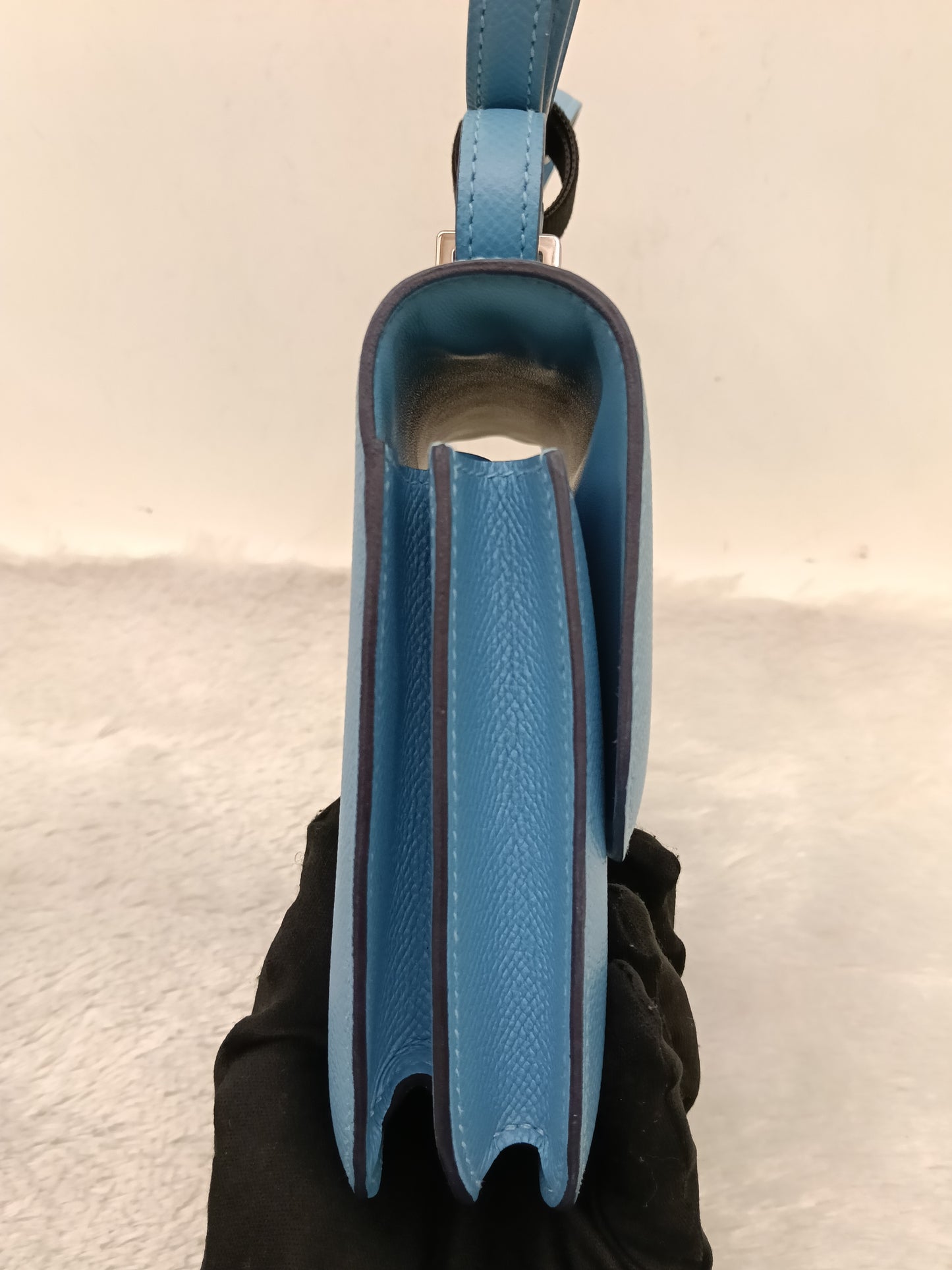 Hermes Constance 18 Epsom Bleu De Nord Rouge De Coeur Enamel PHW #Y