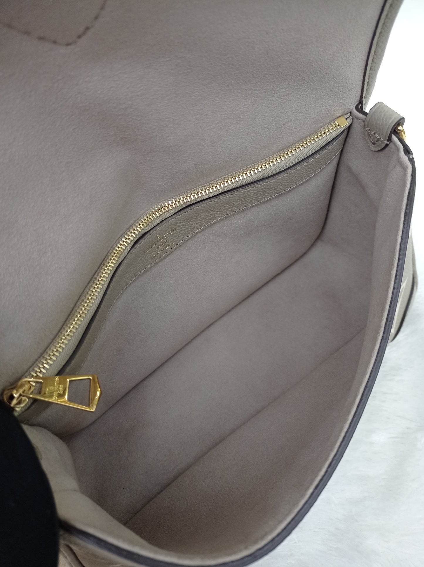 LV Diane PM ST NM Monogram Empreinte Creme Tourterelle (CHIP)