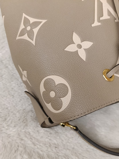 LV Neo Noe MM Monogram Empreinte Tourterelle Creme (CHIP)