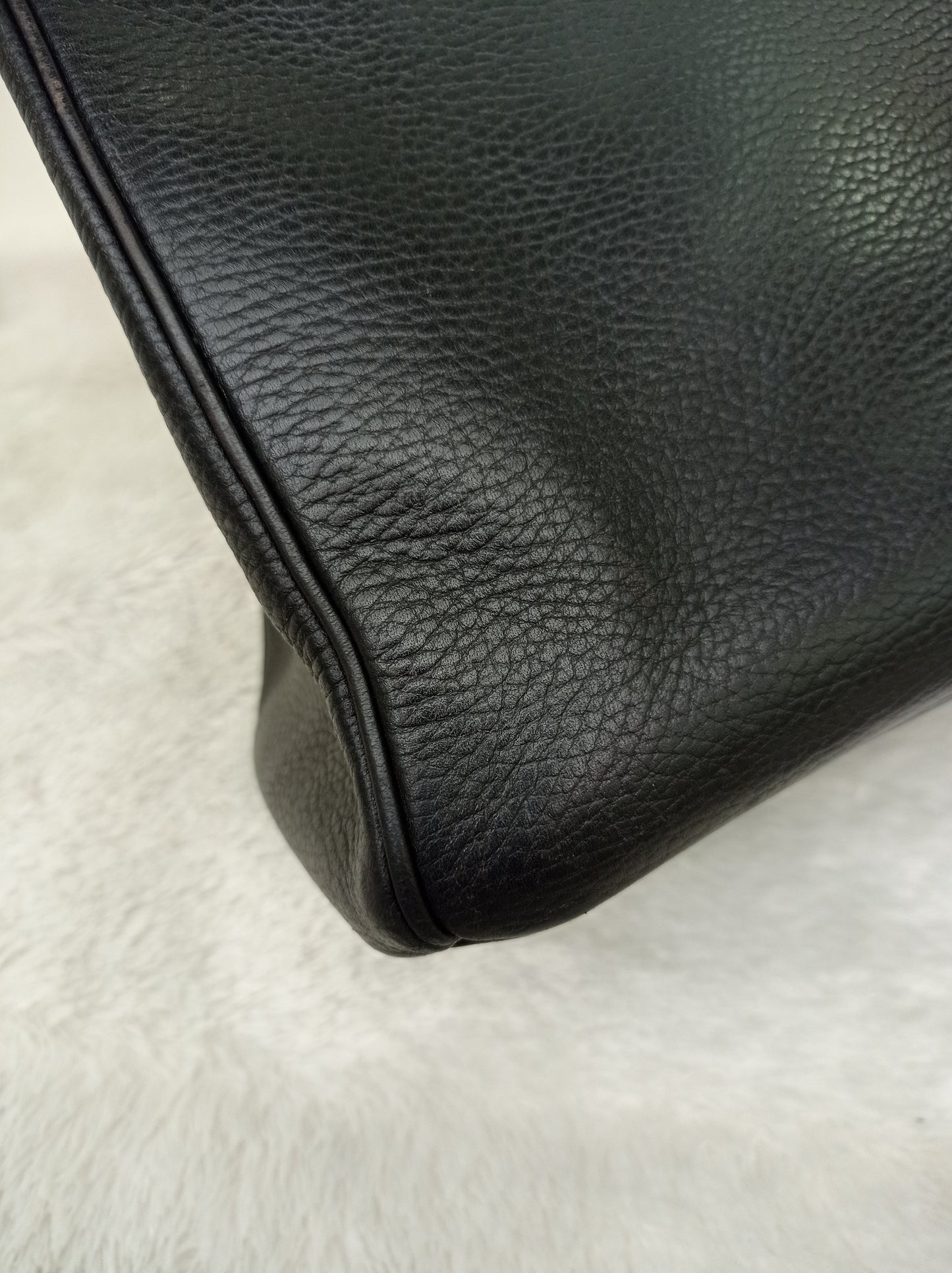 B35 Ardines Black GHW #F square