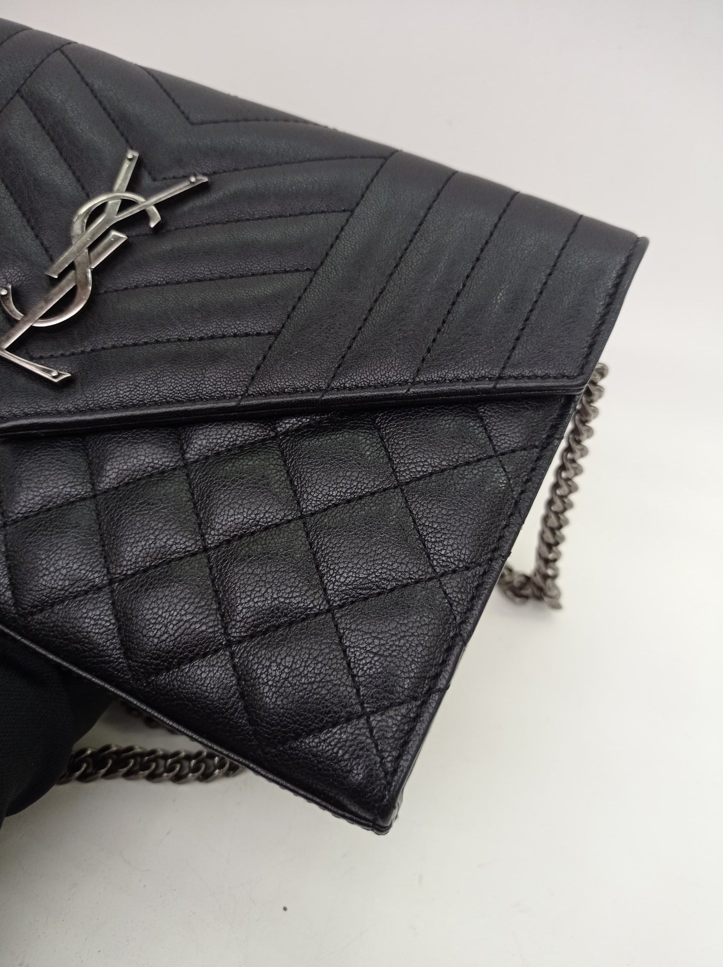 YsL WOC 22 Black RHW 2017
