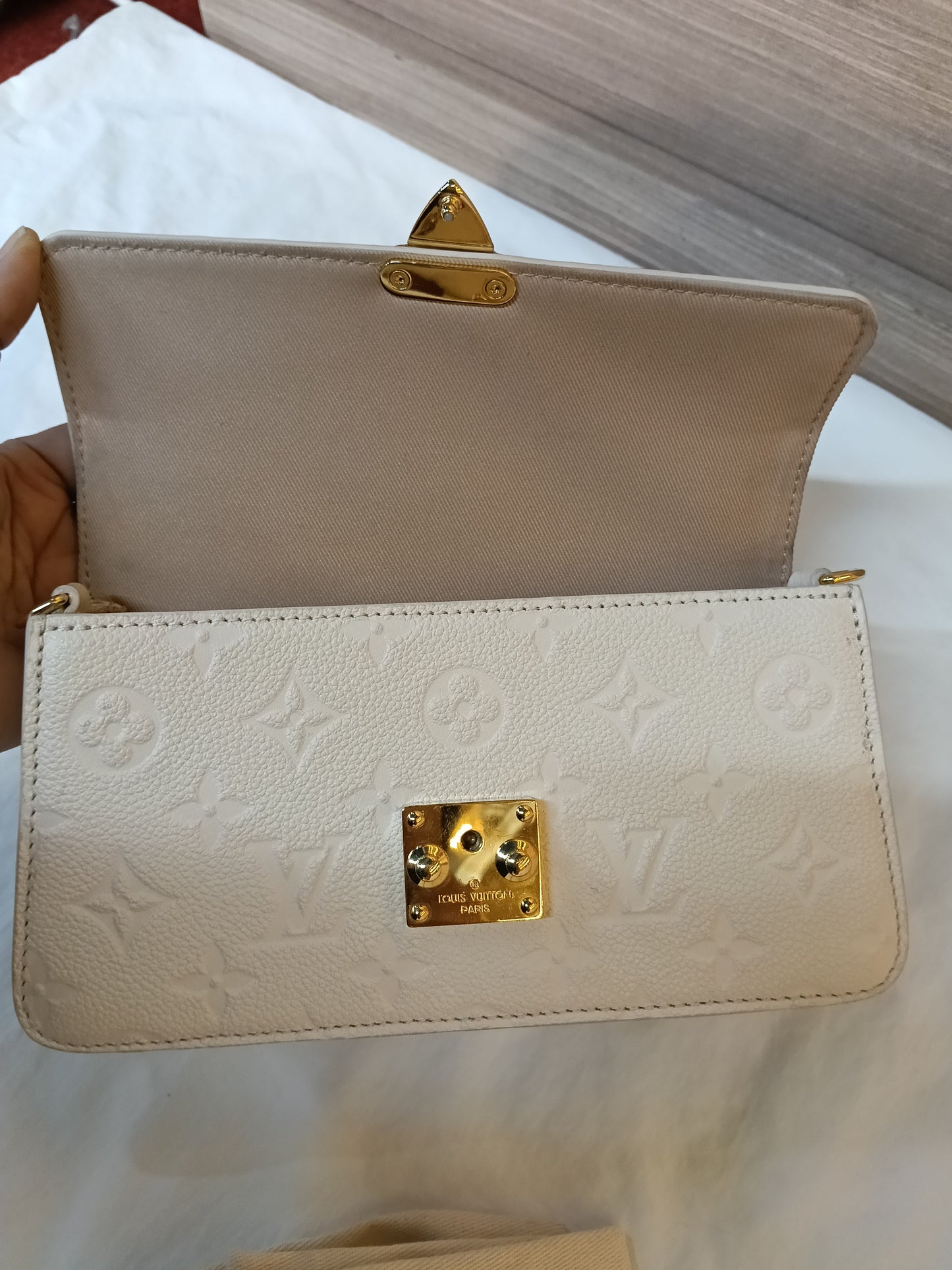 LV WOC Metis Monogram Empreinte Creme (CHIP)