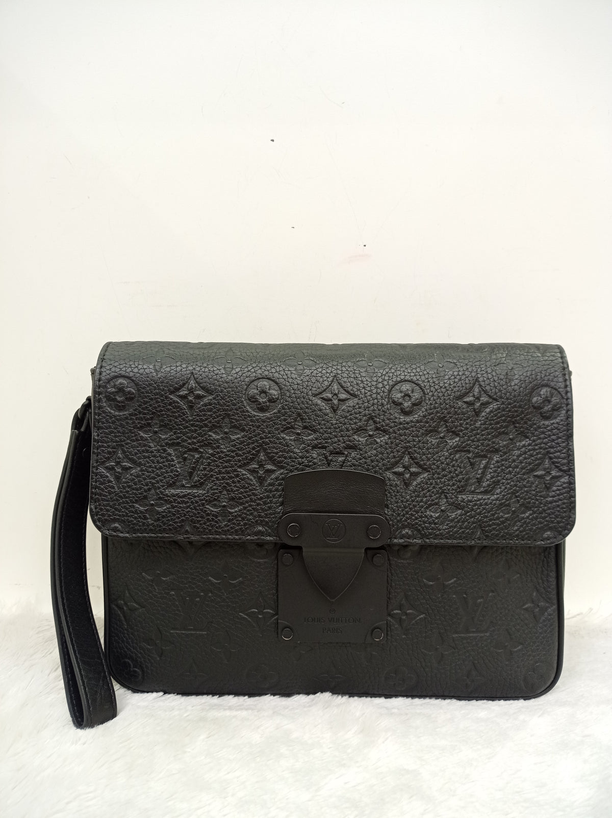 LV S Lock A4 Pouch Monogram Empreinte Black (CHIP)