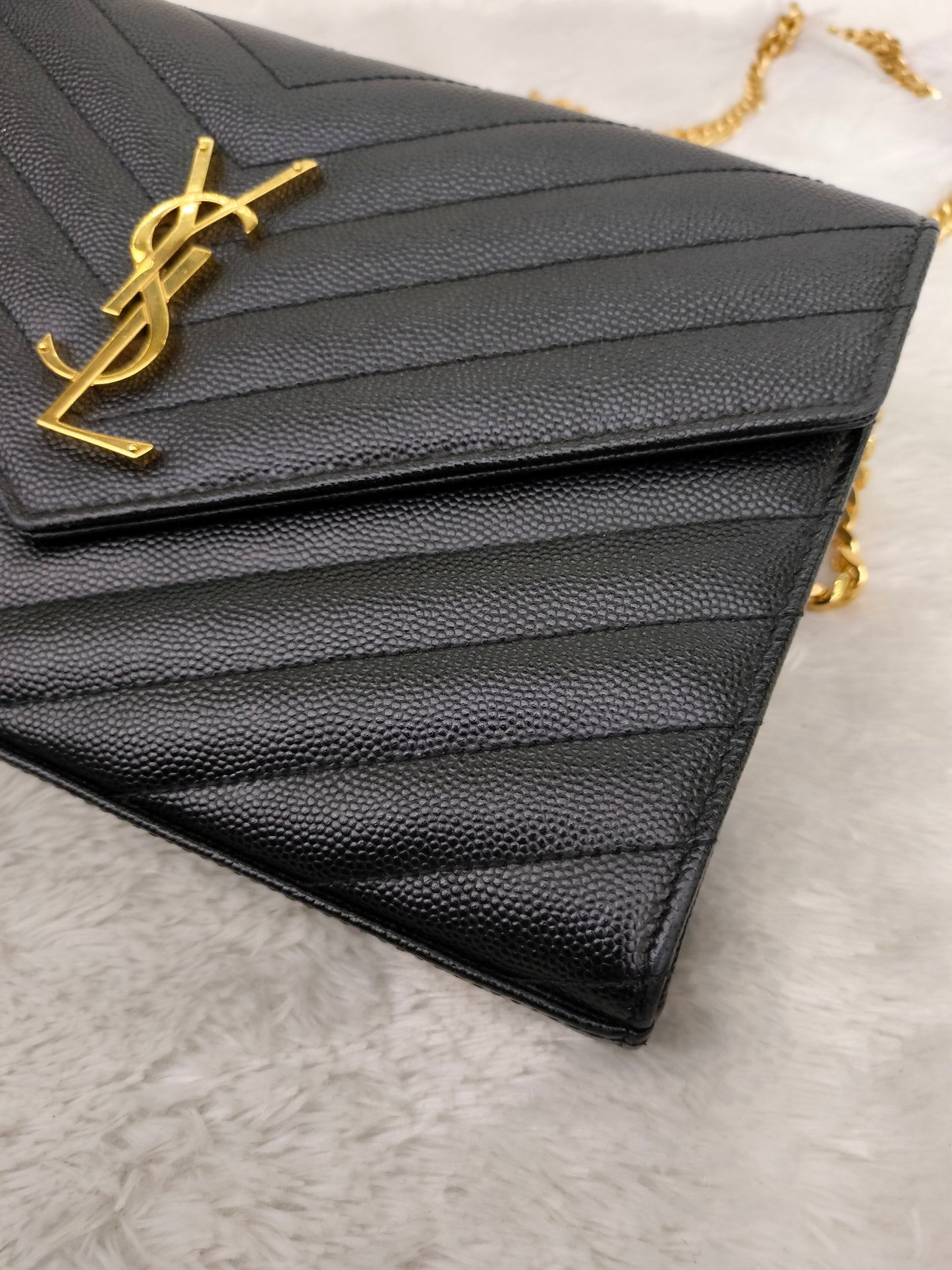 YsL WOC 22 Chevron Grained Black GHW 2021