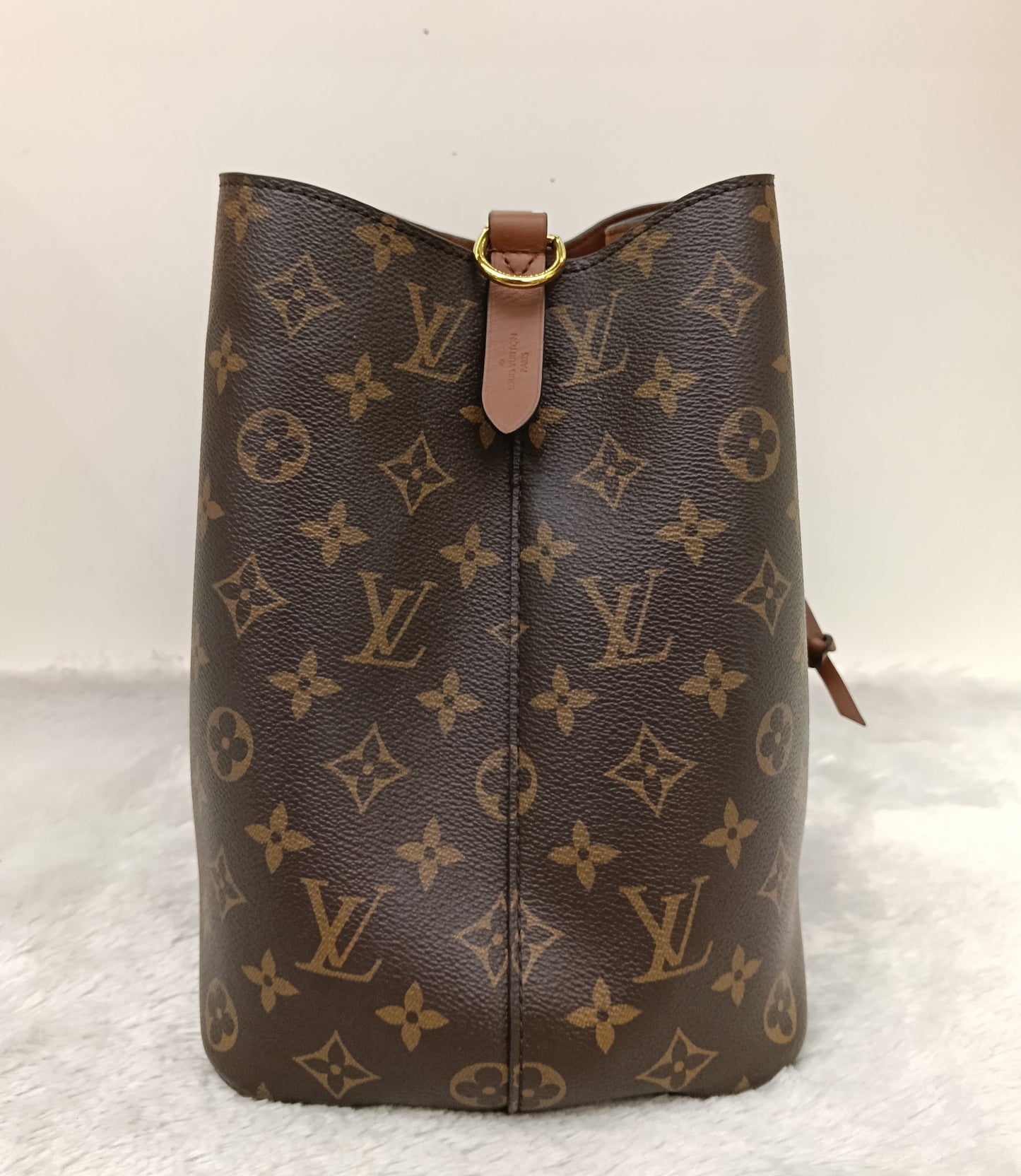 LV Neo Noe MM Monogram Caramel (CHIP)