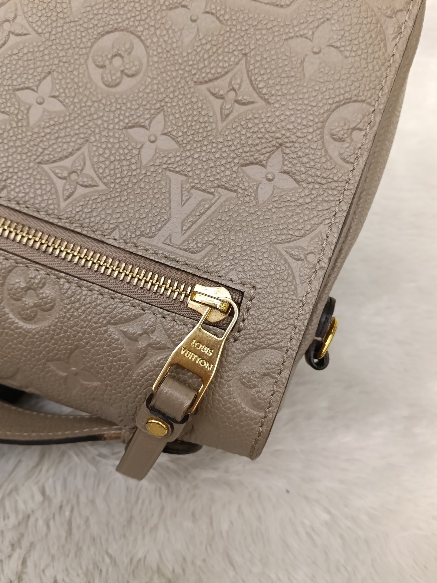 LV Metis Monogram Empreinte Tourterelle 2019
