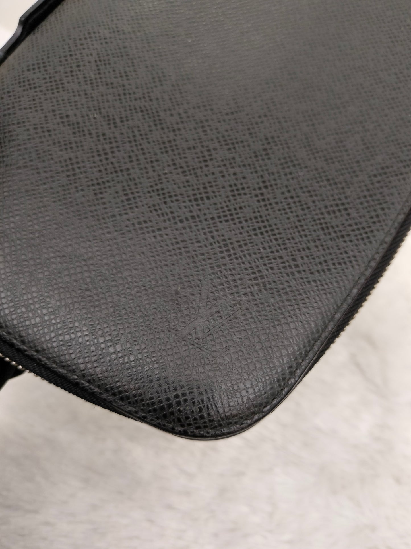 LV Atoll Ardoise Taiga Black