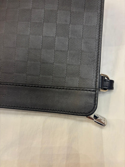 LV Standing Pouch Infini Damier Noir (CHIP)
