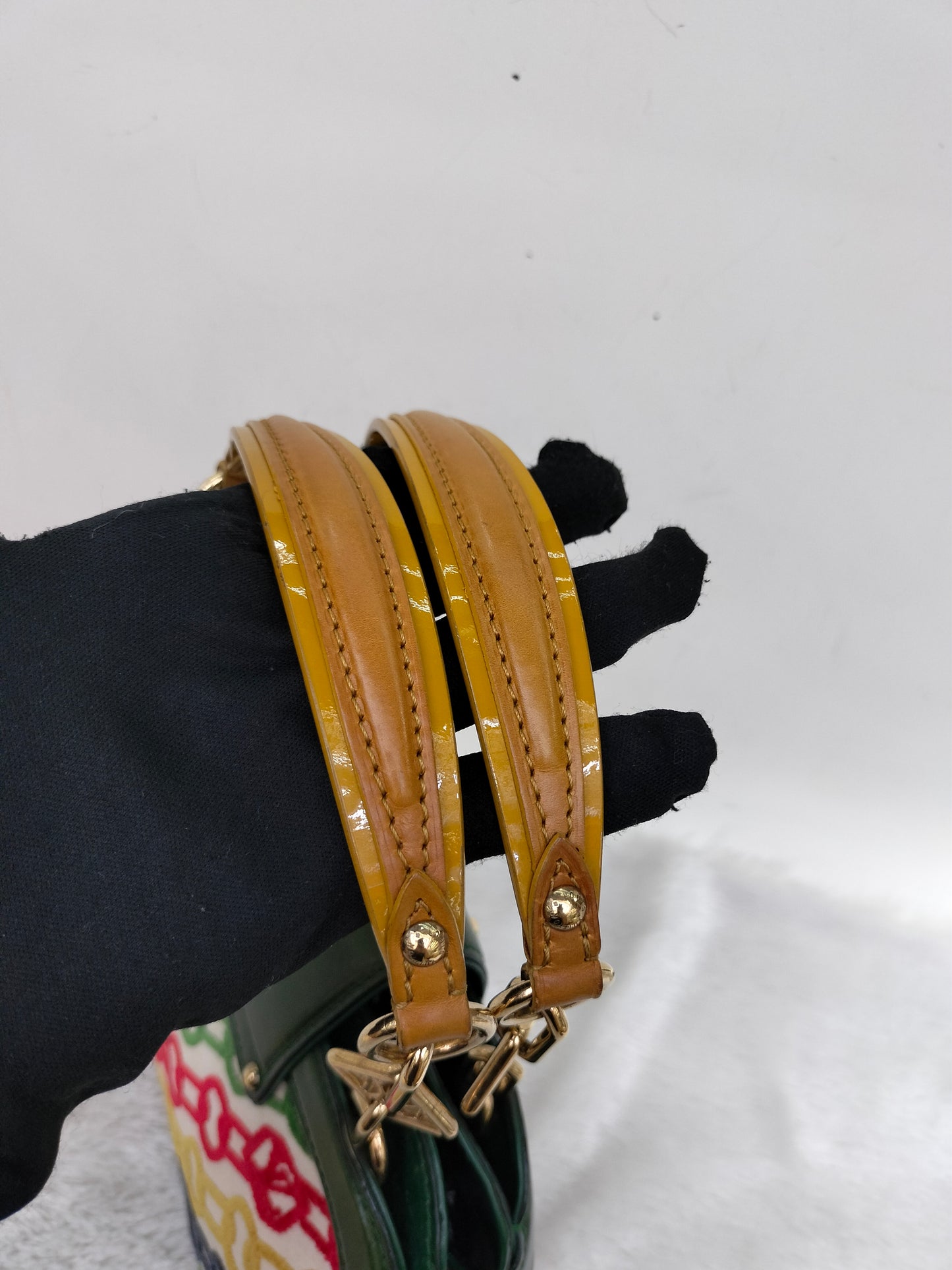 LV Mini Linda Charms Velvet Chains Multicolour 2006