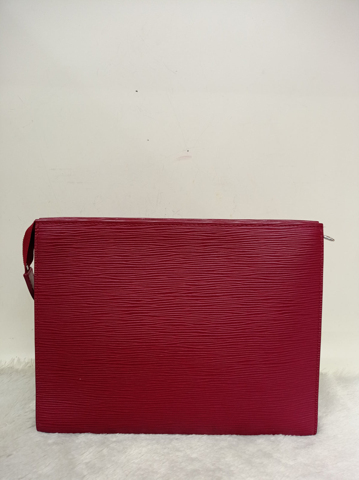 LV Toiletry Pouch 26 Epi Fuchsia 2019