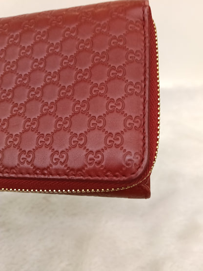 Gucci Bifold Wallet Zip Around Micro Guccissima Red GHW