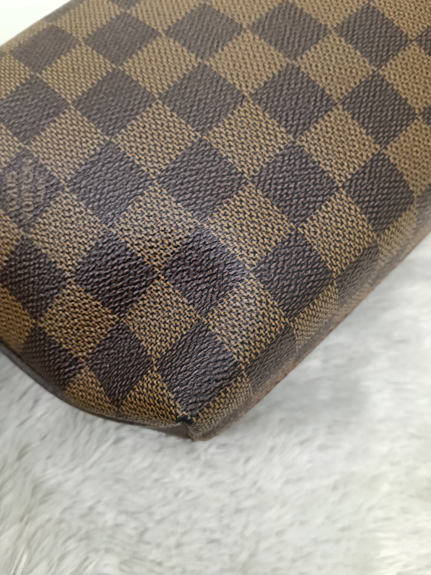 LV Illovo PM Damier 2005