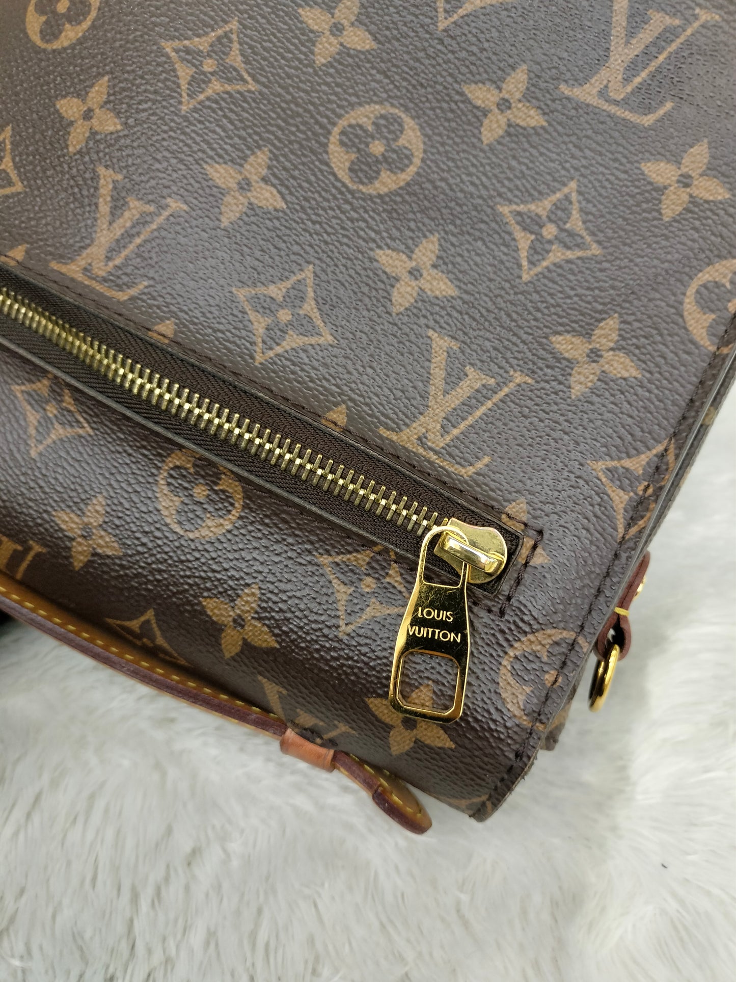 LV Metis Monogram 2019