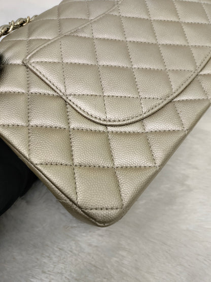 Chanel Medium Caviar Champagne GHW DF #23