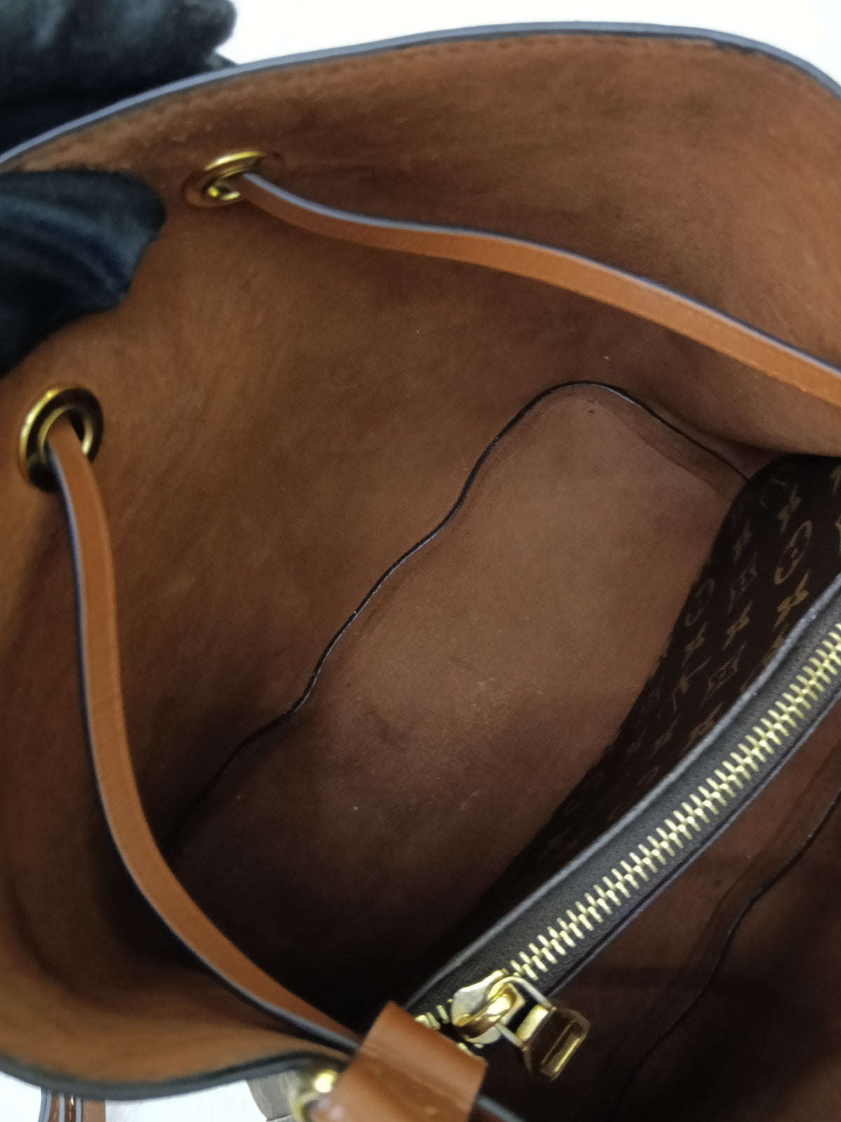 LV Neo Noe MM Monogram Caramel 2019