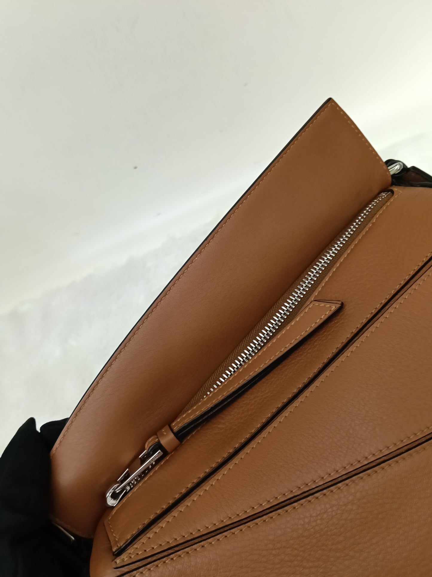 Loewe Puzzle Small Tan SHW 2020