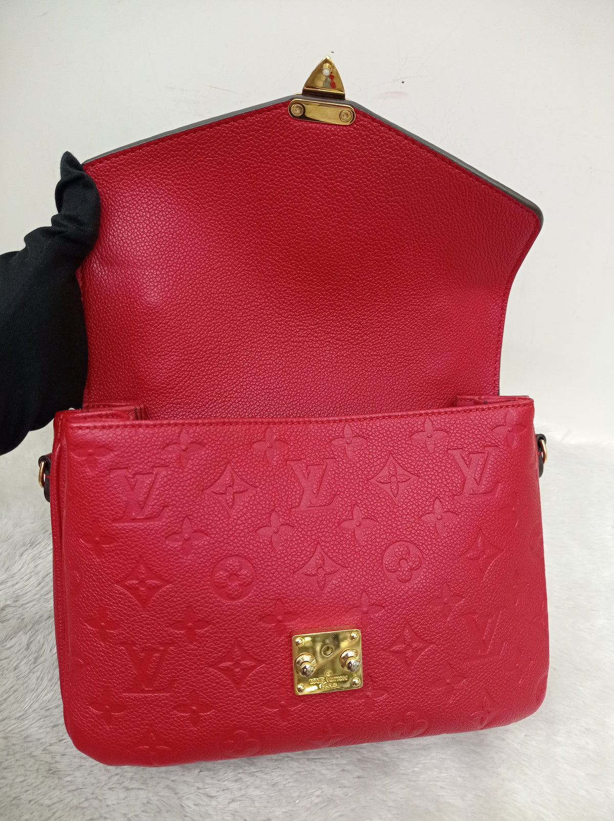 LV Metis Empreinte Cerise 2018