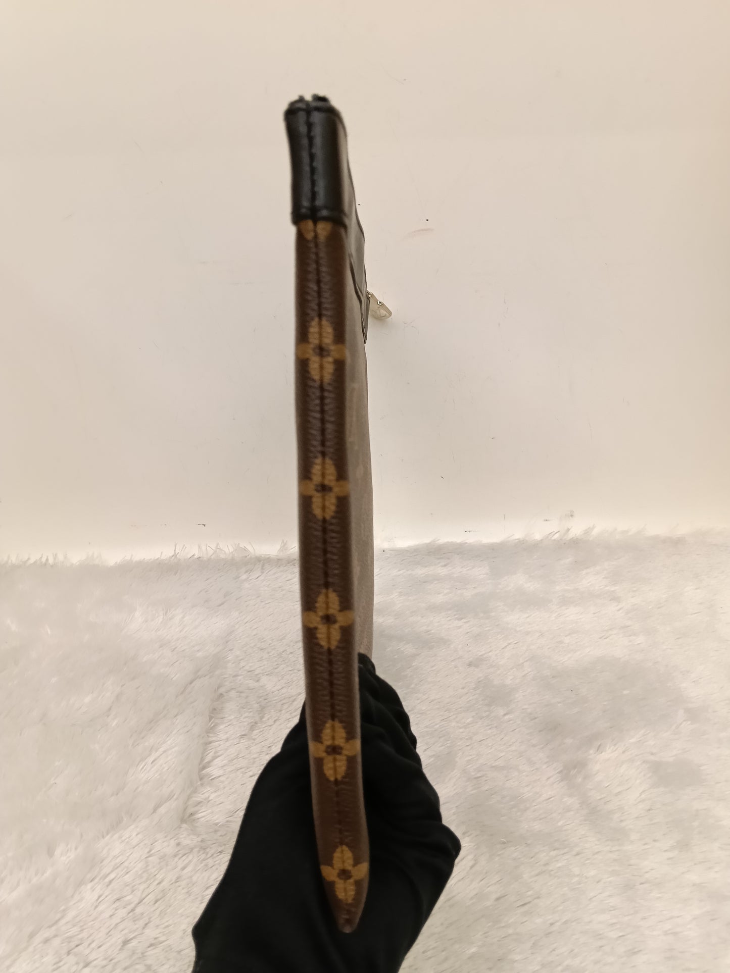 LV Pochette Discovery GM Monogram Macassar 2020