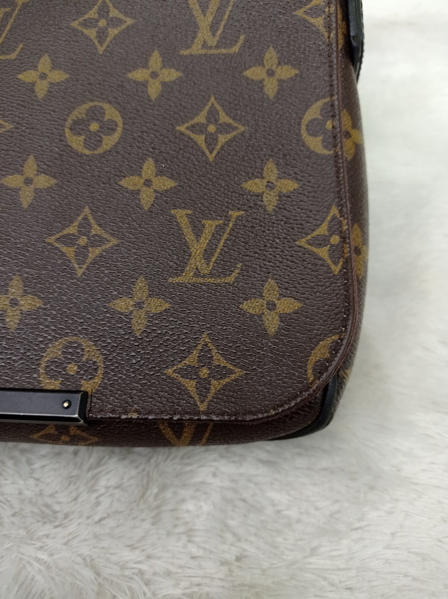 LV District PM Monogram Macassar