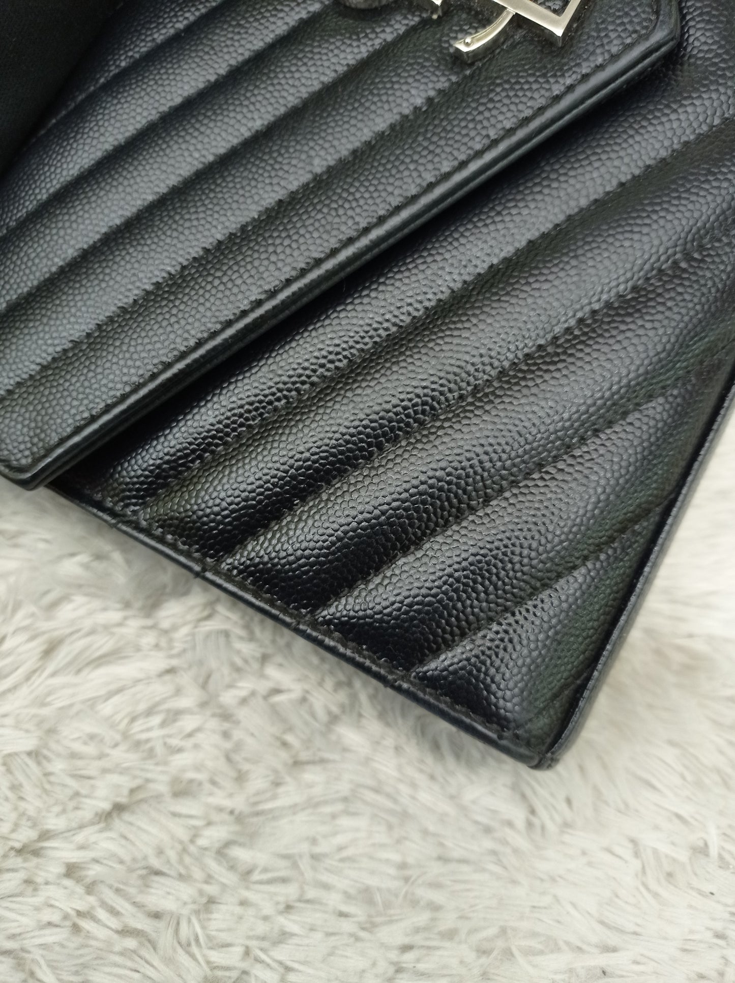 YsL WOC 22 Matelasse Monogramme Grained Black SHW 2018