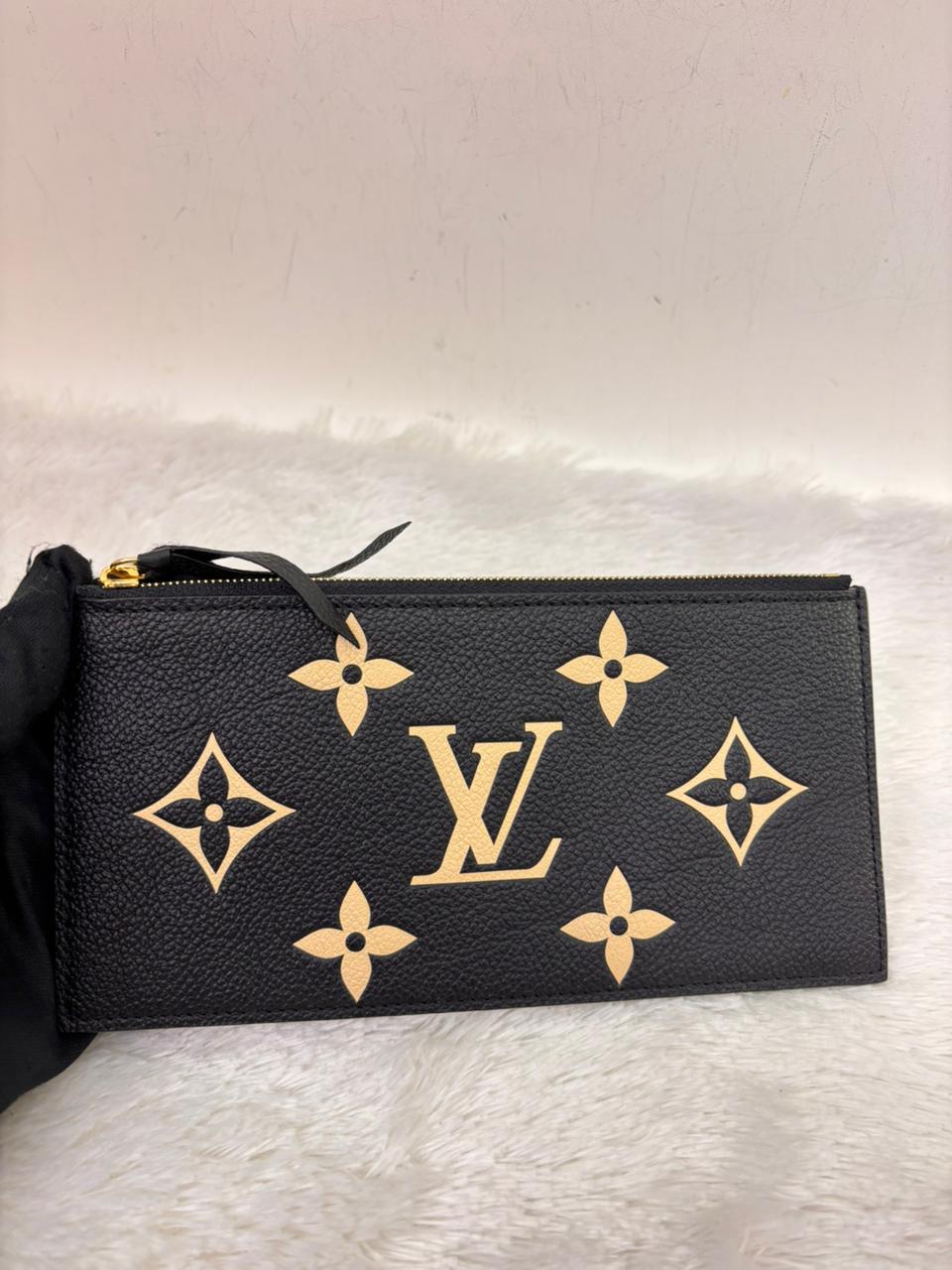 LV Pochette Felicie Monogram Empreinte Noir Beige (CHIP)