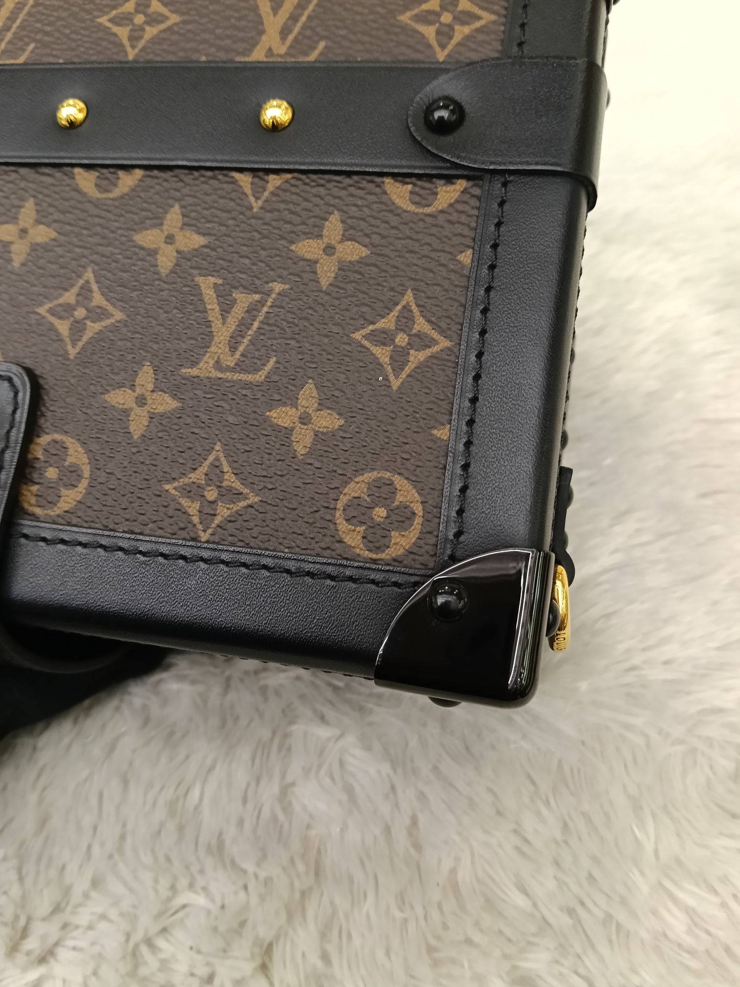 LV Petite Malle NV Monogram Capitale Noir 2019