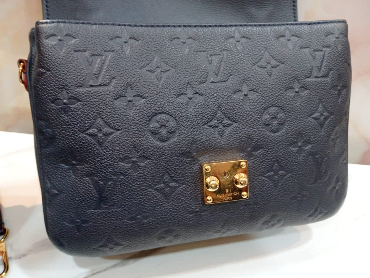 LV Metis MM Monogram Empreinte Marine Rouge 2017