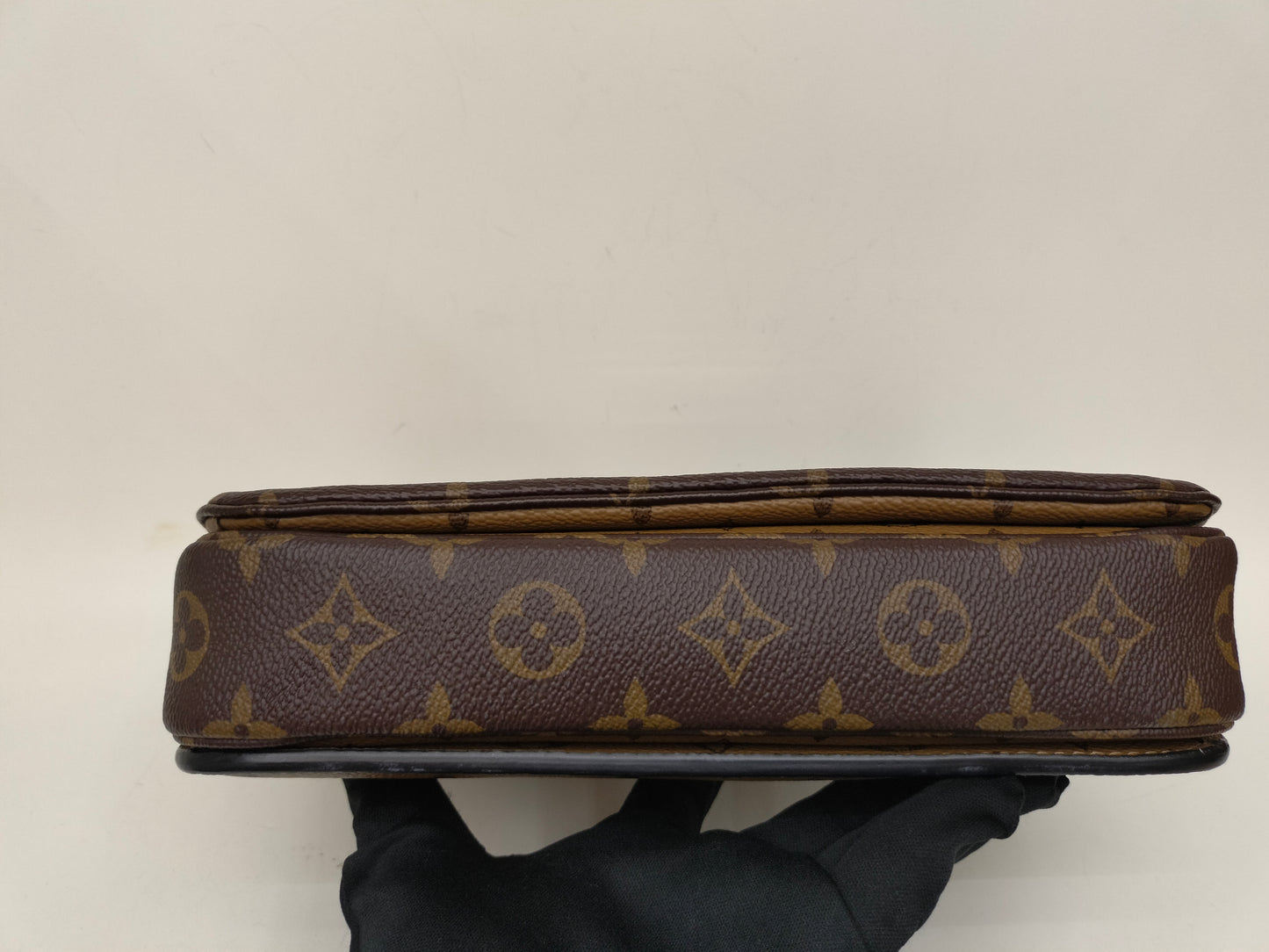 LV Metis Reverse 2020