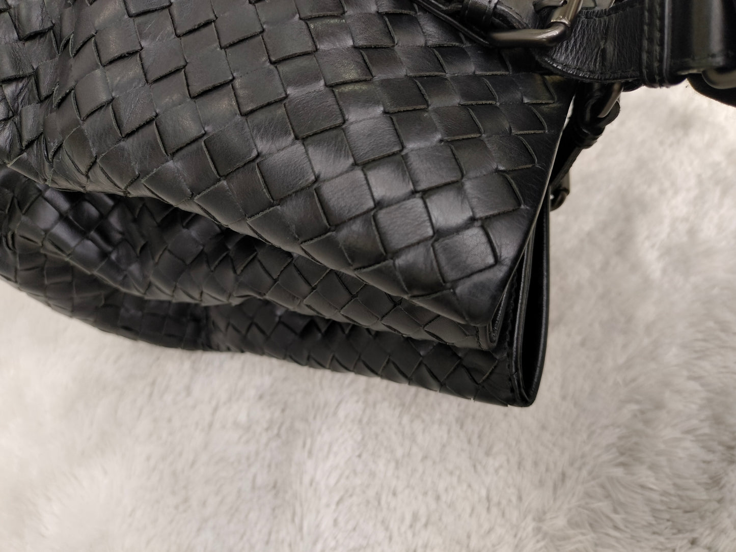 Bottega Veneta Intrecciato Medium Roma Black RHW 2010