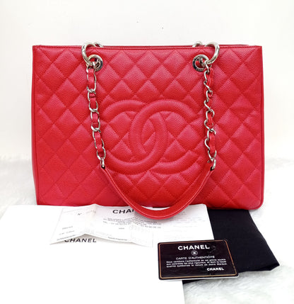 Chanel GST Caviar Red SHW #19
