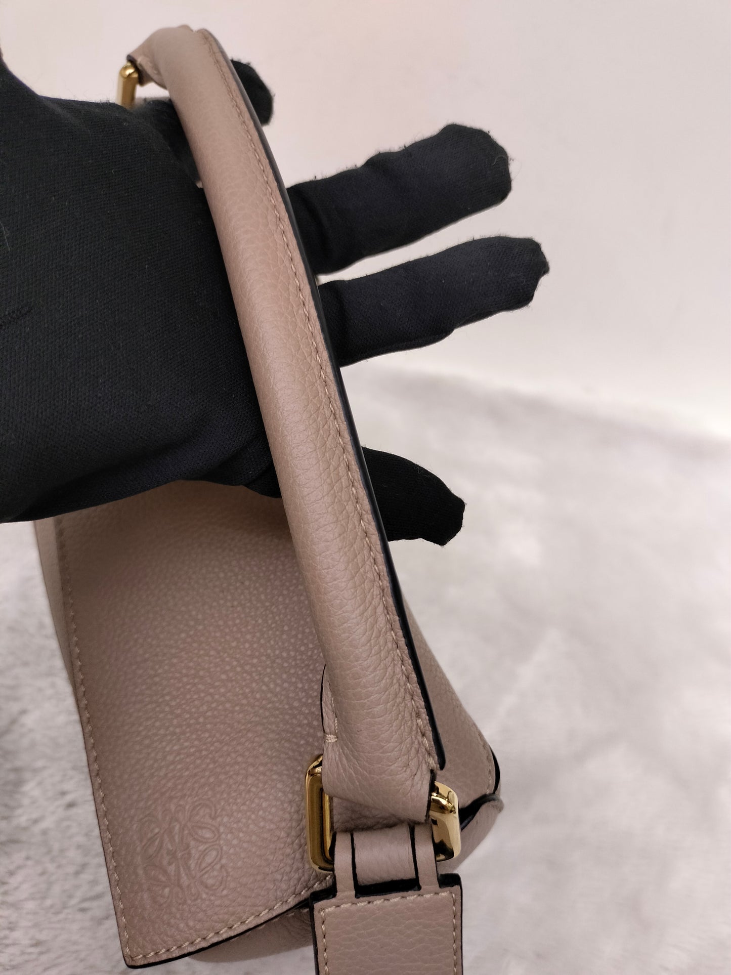 Loewe Puzzle Small Grained Sand GHW 2021