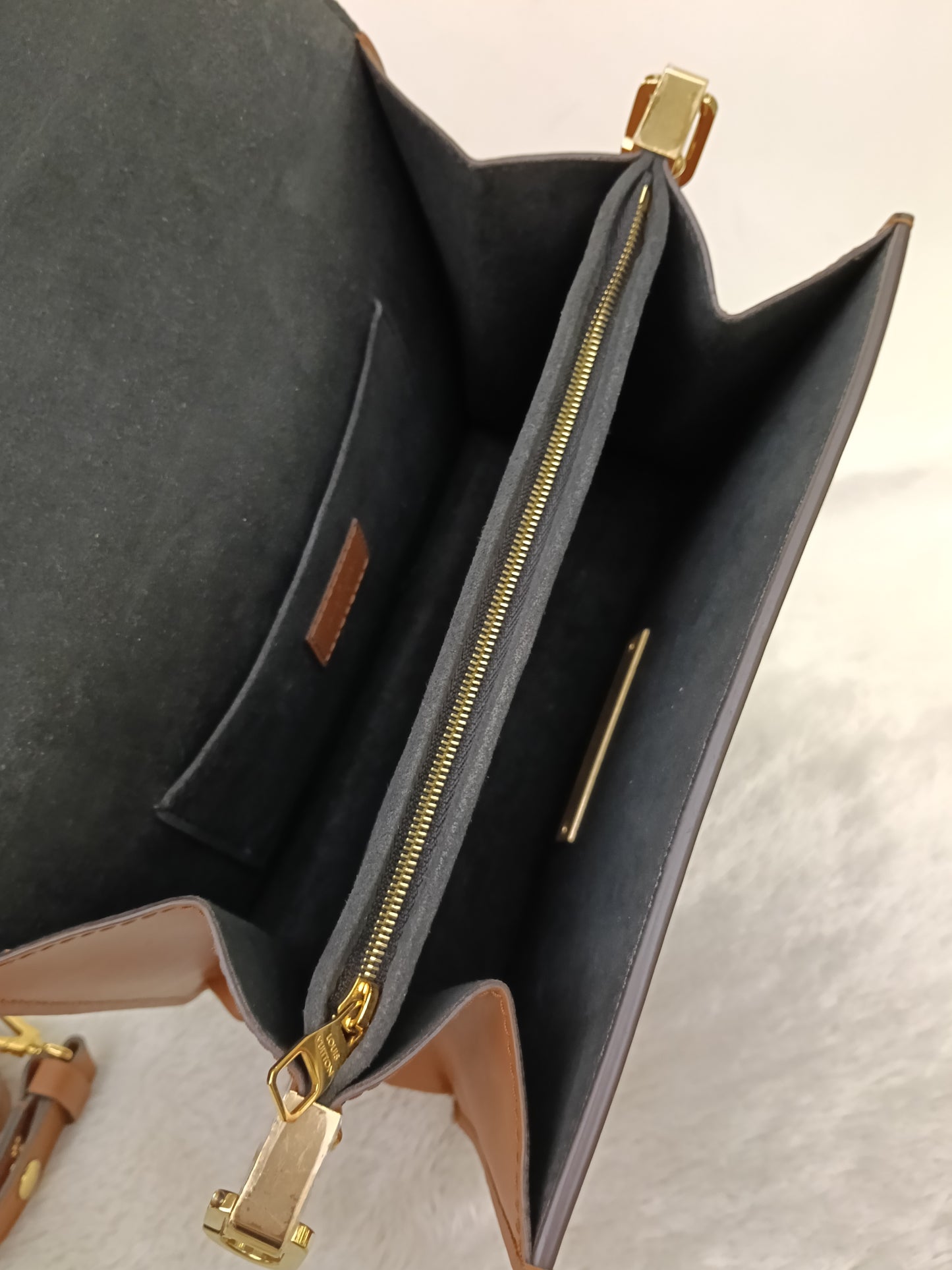 LV Dauphine MM Monogram Reverse (CHIP)